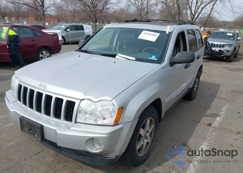 2005 Jeep Grand Cherokee Laredo из США, поврежденный, VIN 1J8HR48N35C676702